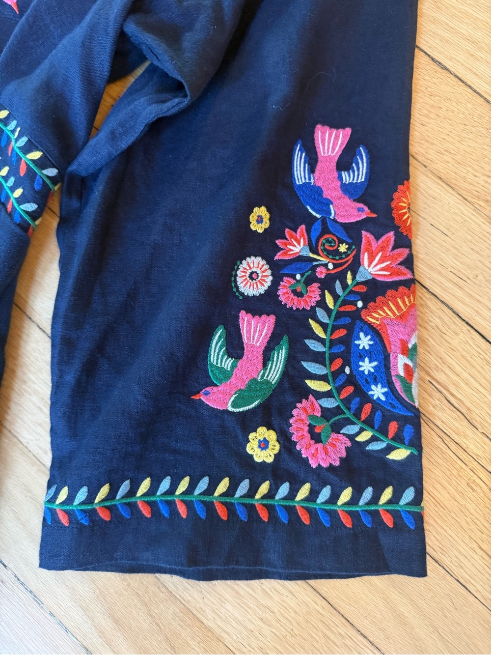 BODEN Embroidered Navy Maxi linen Tassel Dress with Floral Motif size 10R EUC - Picture 2 of 9